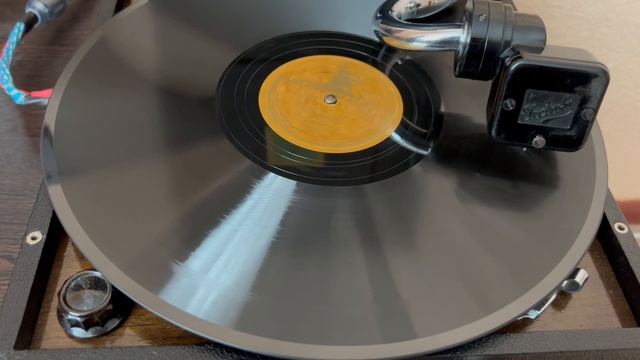 П. И. Чайковский Концерт для скрипки с оркестром 1 сторона (запись 1939 г.)