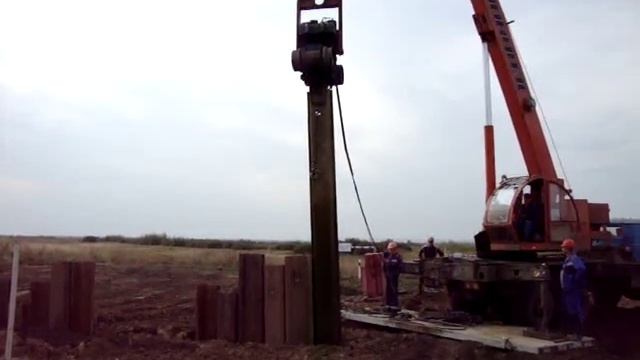 Извлечение шпунта вибропогружателем, выемка шпунта Ларсена в Самаре