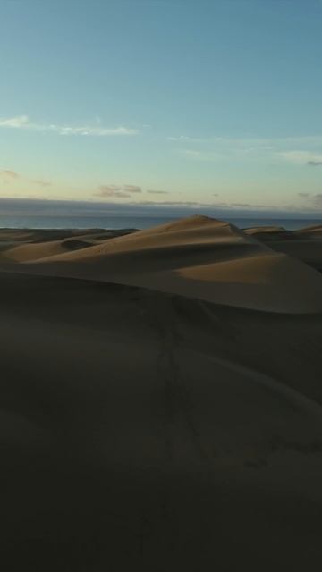 Wonderful sunrise on Gran Canaria with the #djiavata #cinematic #fpv #sunrise