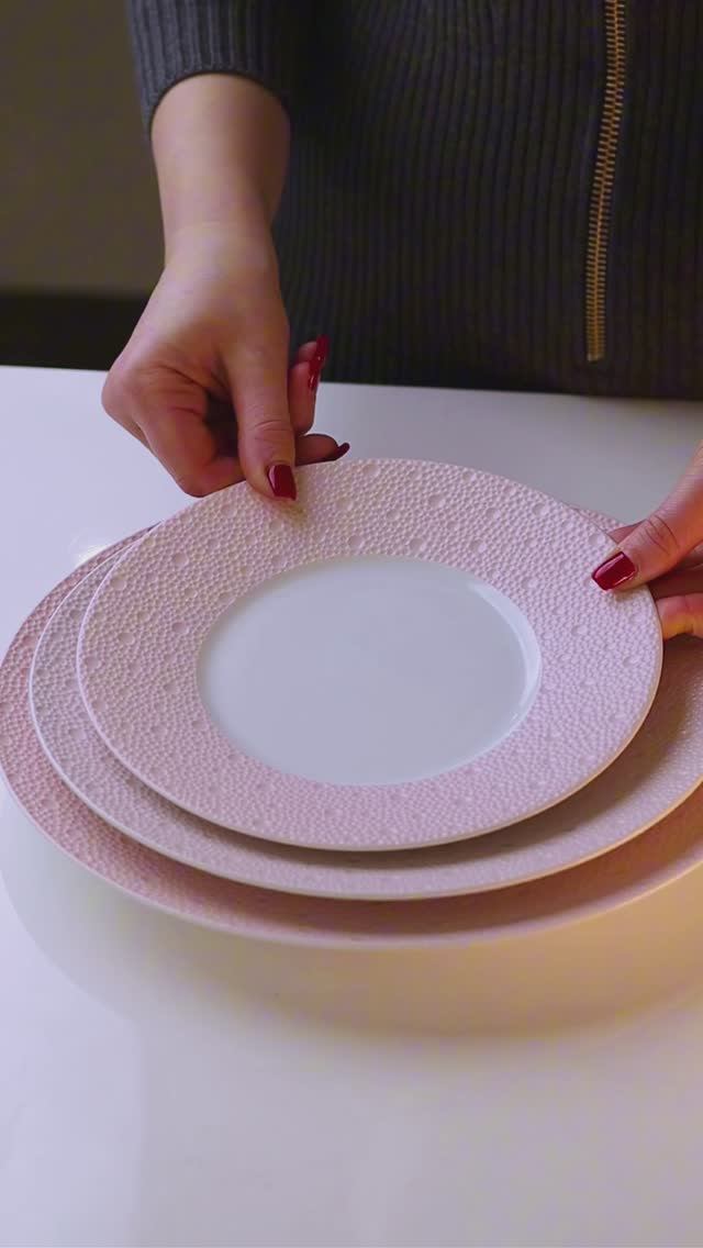 NEW! Bernardaud Ecume Rose de Corée в Luxury Living