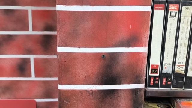 сделал из гаража мастерскую