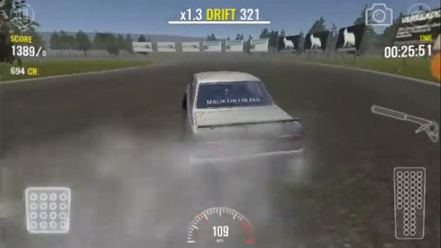 mannyflash10 drifting his Skyline 200GT in Drift Legends