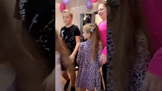 ТЕЛЕВИКА... Из жизни отмечающих день рождения🎂🎉🎁🎂🎉🎁🎂🎉🎁🎂🎉🎁