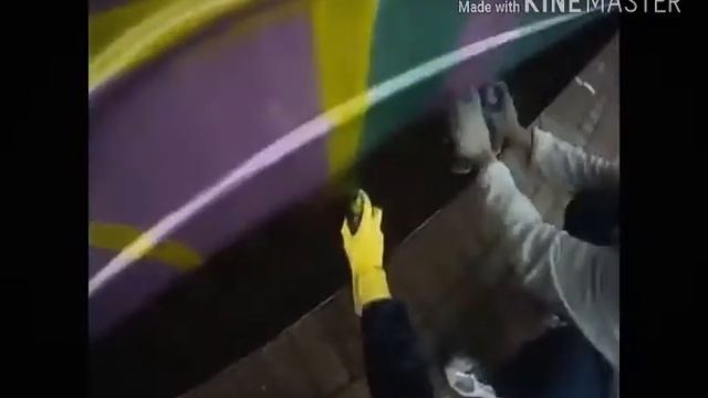 Разрисовали поезд читать описание!!!!!