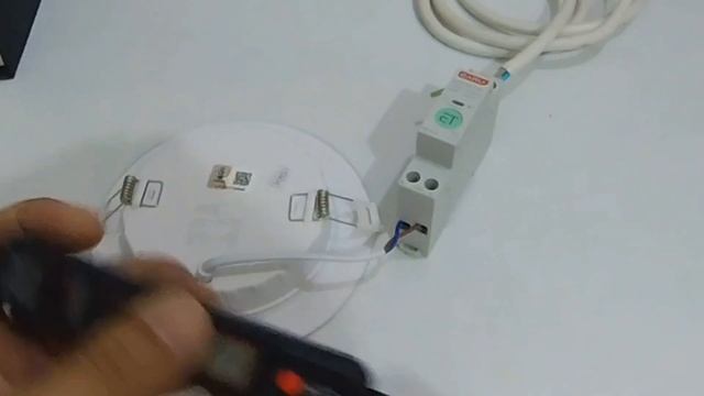 Unboxing & Setup of EARU Tuya/SmartLife Smart Circuit Breaker with Power Monitoring