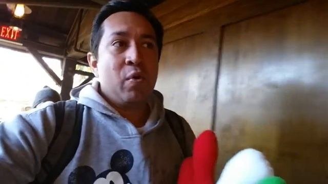 Magic Kingdom Diciembre 2016 Parte 1. ¡Entrada, Jingle Cruise, Big Thunder, Foto con Princesas!