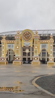 Лужники и Воробьёвы горы.