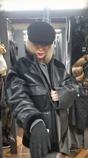 VID_20250128_203312.mp4