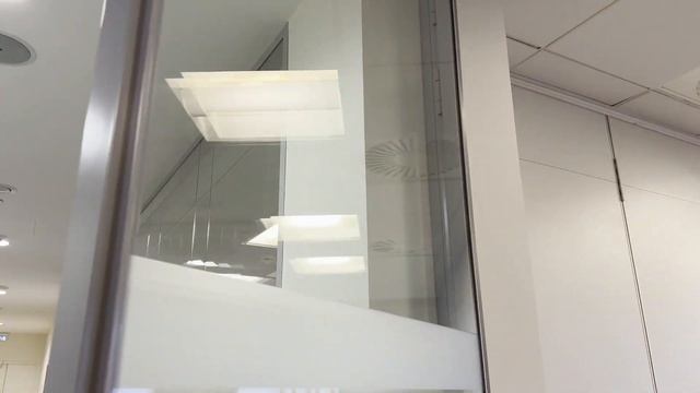 Как стеклянные перегородки преобразили интерьер на Петровке
