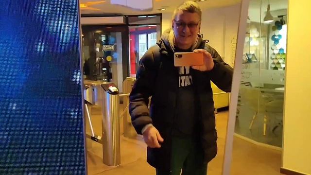 Один из лучших аэропортов в России. Просторные терминалы, хорошо оборудованы, с чёткой навигацией К