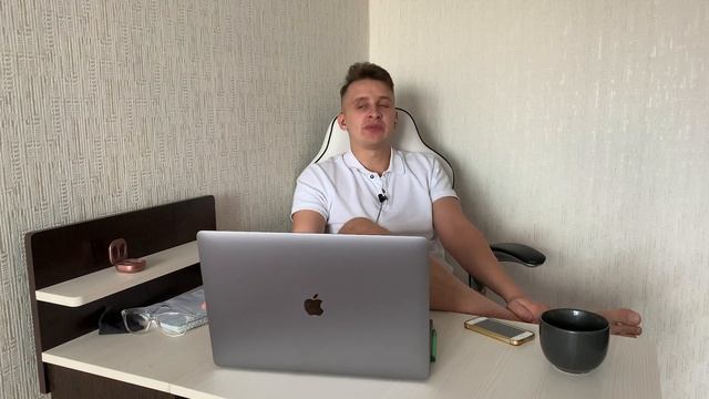 Читаю ваши комментарии. И ЗНАЕТЕ НА КОГО Я ПОХОЖ??!?!?