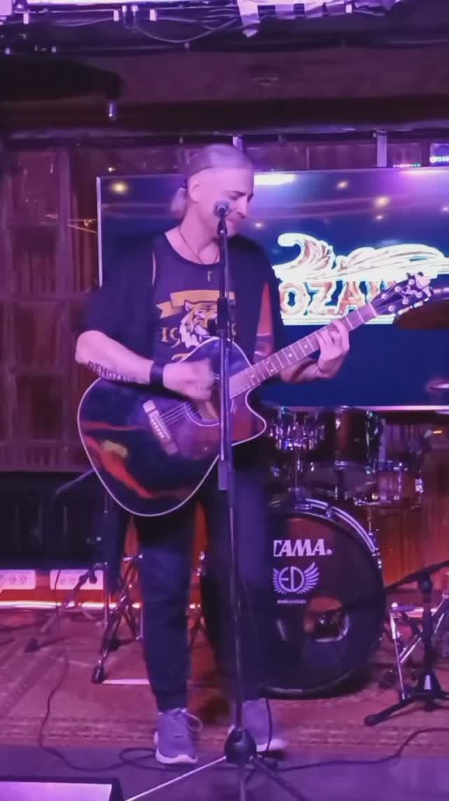 DENozaur -Живой (live фрагмент)