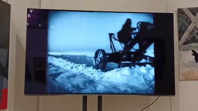 "Подвигу блокадного Ленинграда посвящается"