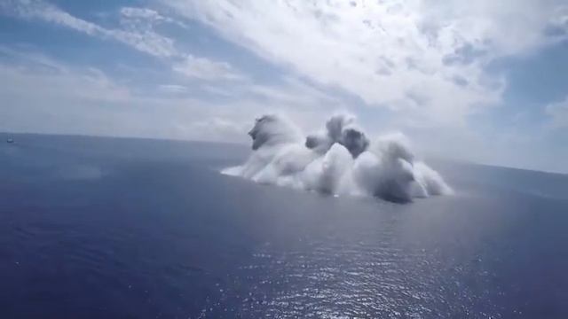 Мощный взрыв у берегов Флориды был зарегестрирован как землетрясение 3,9 б