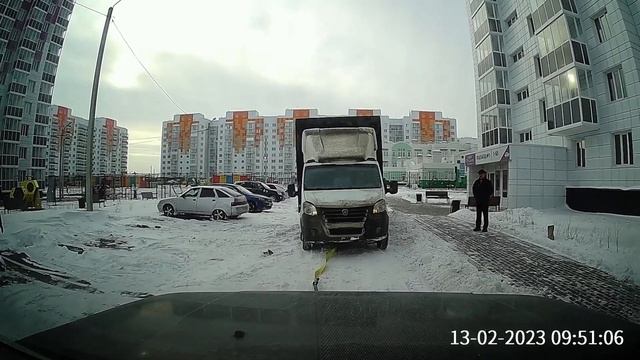 Спалили сцепу на газели в снегу - выручает ренж ровер