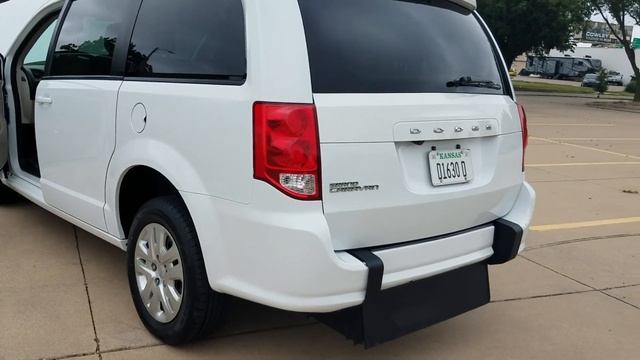 Wheelchair/Mobility Van 2018 Dodge Caravan SE (0347), 15k Miles, $28,500