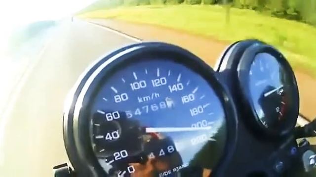 Top speed CB500