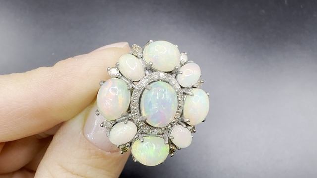 Кольцо с опалами и бриллиантами Размер 17 ХХХ002
