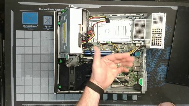 HP Compaq 8200 Elite SFF (XL510AV)