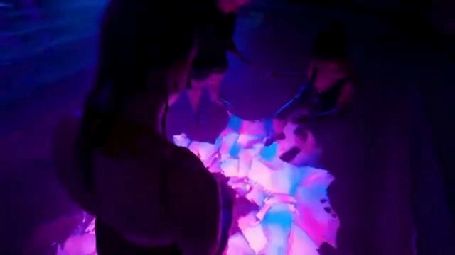 реализовать иммерсивную инсталляцию с помощью видеомэппинга можно даже в воде
