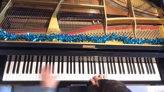 Jingle Bells - Stride Piano!