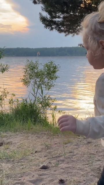 С Днем защиты детей! Пусть космонавты Сева и Василиса зарядят вас милотой и позитивом! Ждите влог