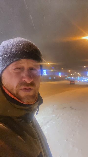 Опять метель
В прошлом году метель была 24 января и снега выпало в 2 раза больше.