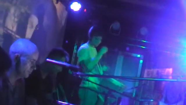 Бабушка-Пчела 27.06.2013 - Первый клубный концерт! НЕ ВОШЕДШЕЕ в LiL 54