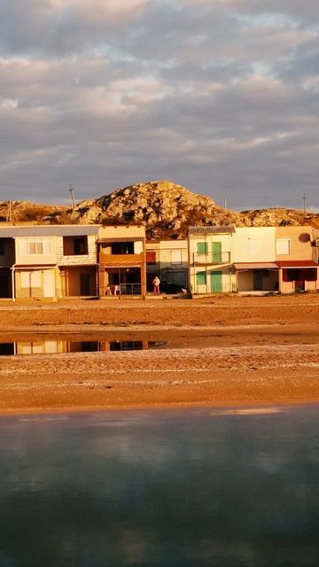 Объяснить устройство мира