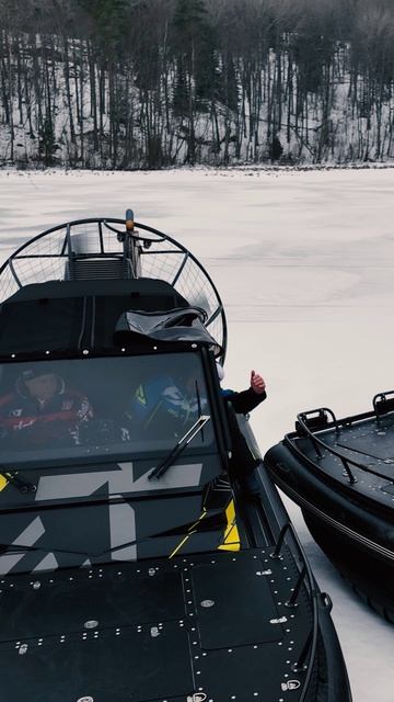 🌊🔥 Погружаемся в захватывающий мир дрифта на аэролодках! 🚤💨