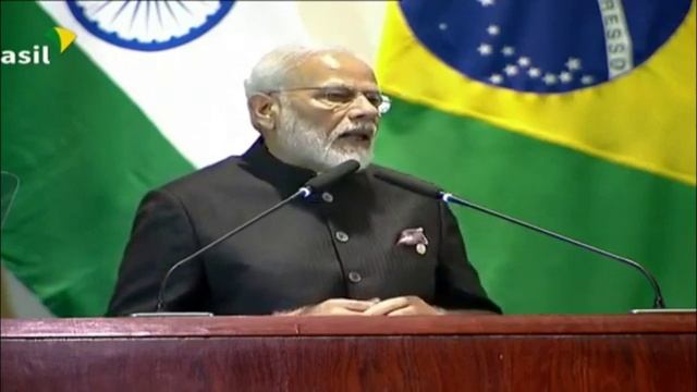 PM attends Leaders Dialogue with BRICS Business Council & New Development Bank