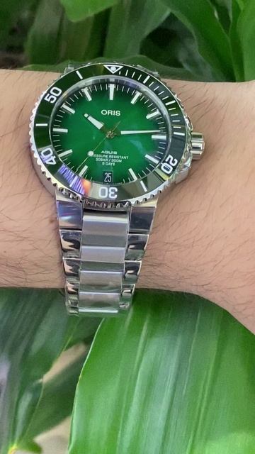 Oris Aquis Date 400 7763 4157 8 09
