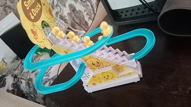 Игра "Весёлые утята"
