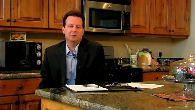 How to Open a Small Business : How to Make a Business Contract