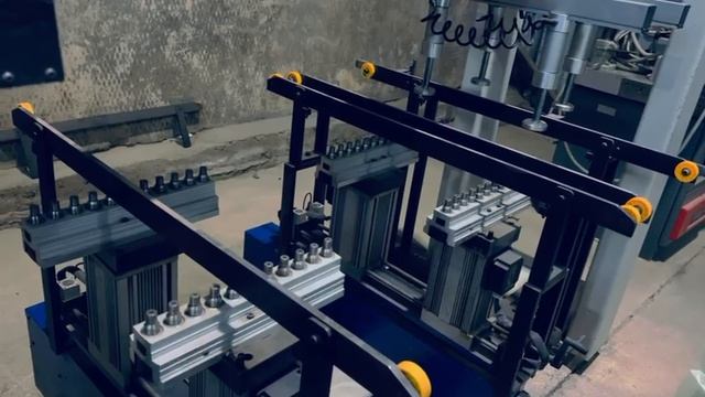 сверлильно -присадочный станок