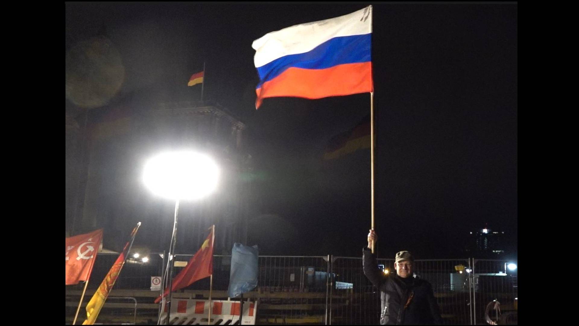Russland kann nur ohne Staats-Kredite souverän sein! Schluss mit Weltbank und IWF! Berlin 25.01.25