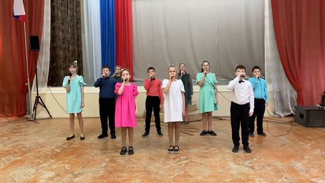 Ансамбль "Домисолька" - "Счастливое детство"