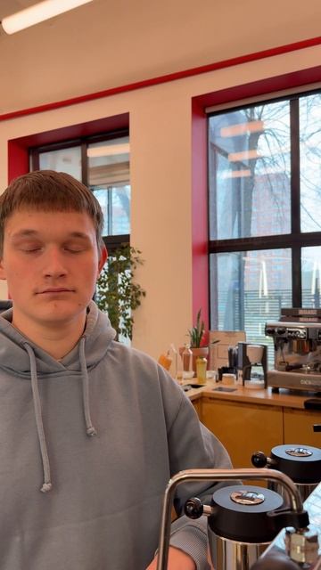 У нас есть и кофе и чай