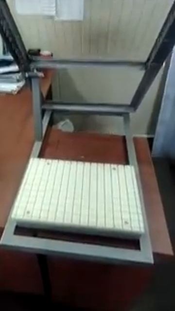 Видео работы устройства  ручной струнной  резки  - в режиме холостого хода