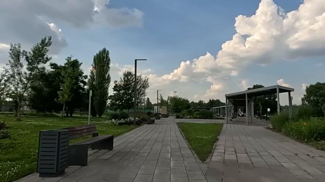Богачка, притворившись банкротом, ехала знакомиться к родителям жениха… А едва к ней подошла гадалка