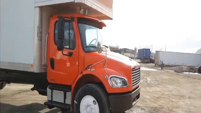 2005 FREIGHTLINER BUSINESS CLASS M2 106 For Sale