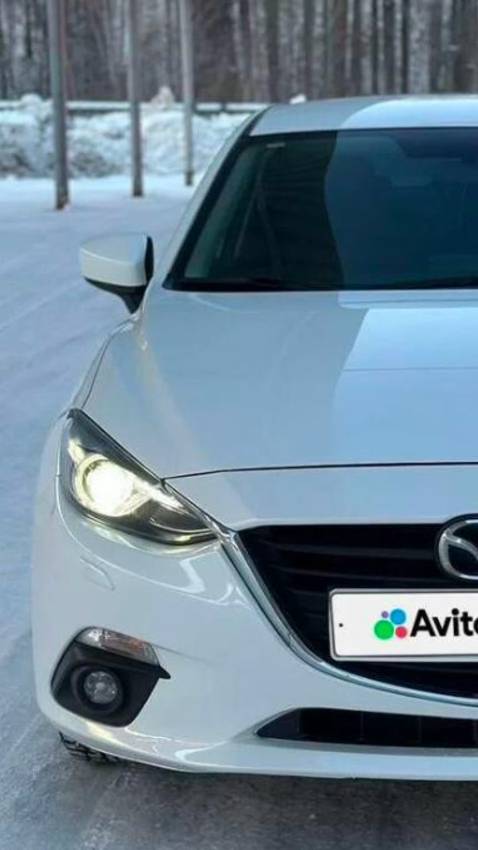 Mazda 3 1.5 AT