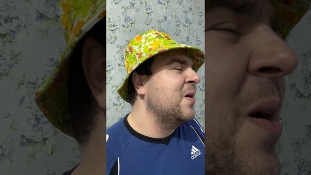 В тот день когда ты мне приснился, Я все придумала сама.