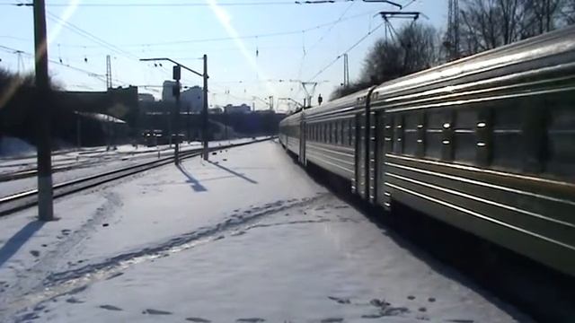 Электропоезд ЭР2-1219 станция Тушино