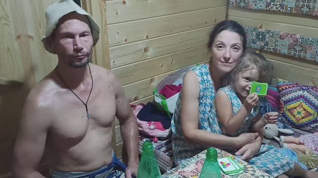 Евгений, Светлана и Марфа в Ефимовской бане