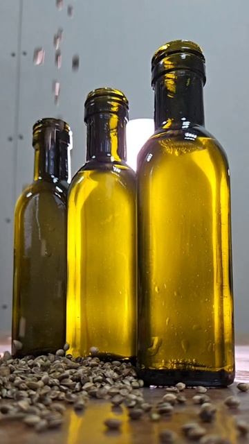 Конопляное сыродавленое масло