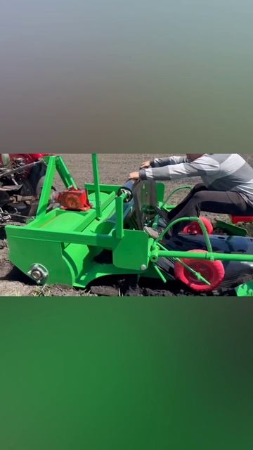 Грядообразователь для ягодных культур