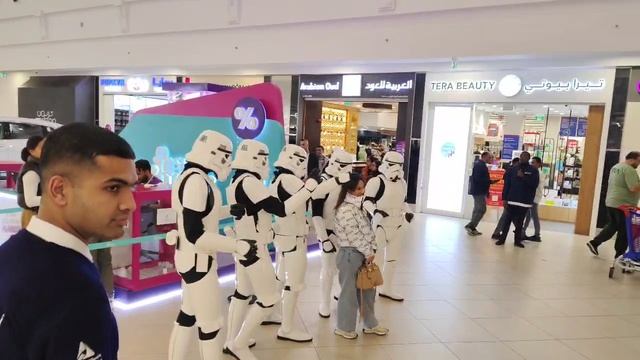 Звёздные войны в торговом центре Star wars in the Mall Катар Доха 2025 январь