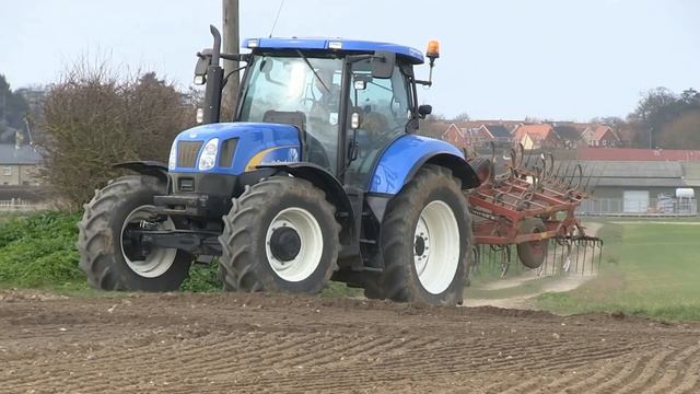 MASSEY FERGUSON 6480 AND SIMBA HORSCH PRONTO 4 DC DRILL, NEW HOLLAND T6080 KONGSKILDE TRIPLE K