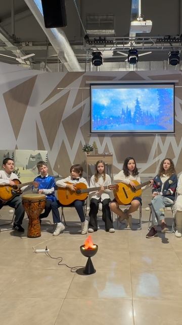 Первое выступление наших юных музыкантов!